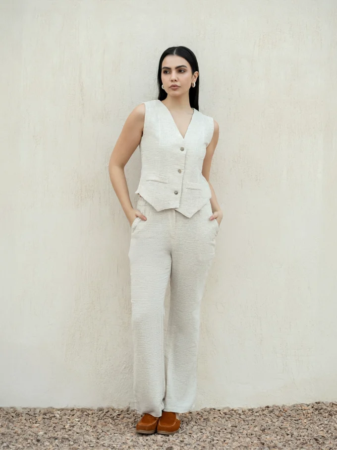 بدلة كتان نسائية